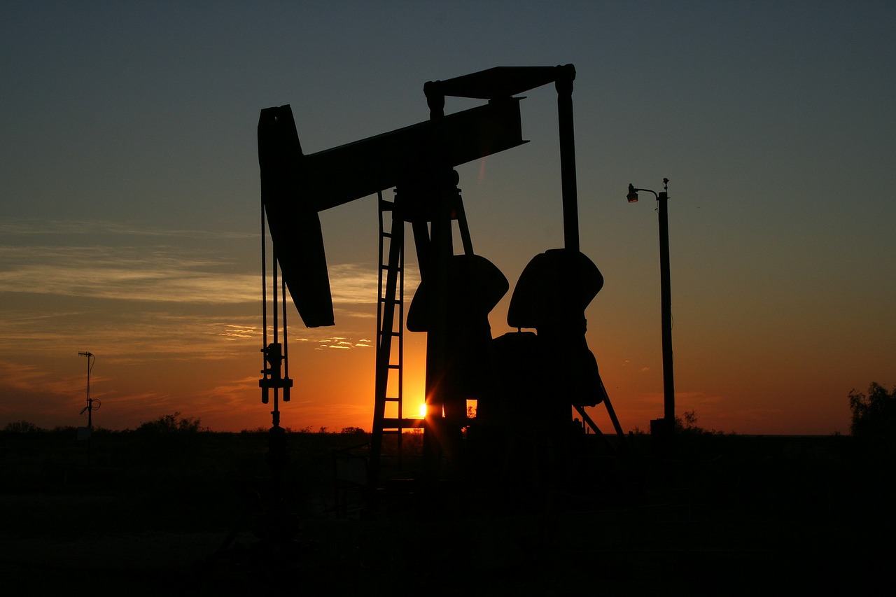 Why Investors are Bearish on Oil ETFs