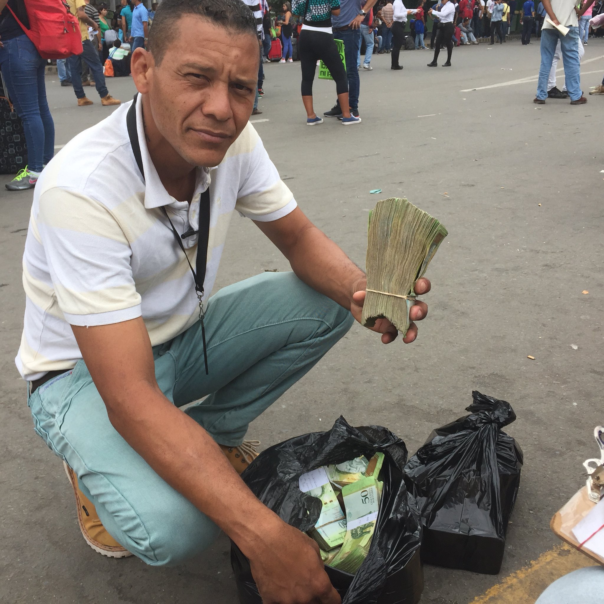 Trash Bags of Bolivares
