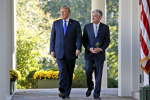 Trump Challenges the Fed Over Interest Rate Hikes
