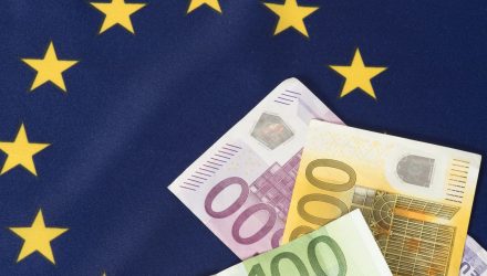 ECB Slash in Growth Forecast Spurs Demand for Euro Bonds