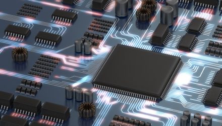Semiconductor Sector ETF Rallies on Qualcomm, Apple Agreement