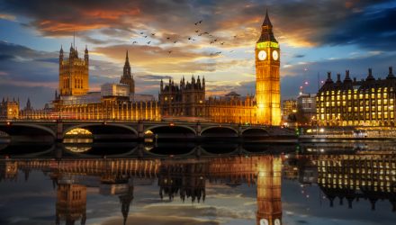 U.K. ETF Gains on Brexit Deal, Still Faces Uncertain Parliament Response