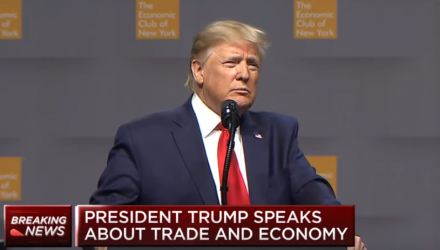 Trump, Treasury Secretary and Fed Chair Meet to Discuss Economy 1