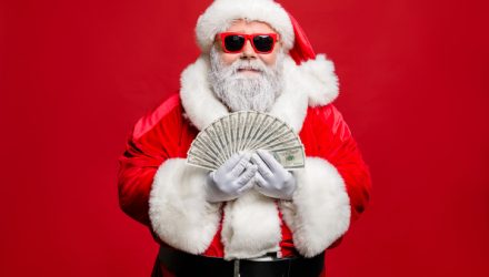 Santa Claus Rally Pushes U.S. Stock ETFs to New Records