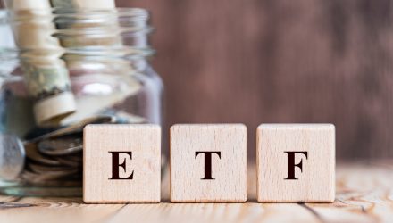 Why Are Investment Managers Moving from Mutual Funds to ETFs?