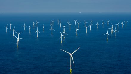 U.S. Sees Record-Setting Bids for Offshore Wind Turbine Sites