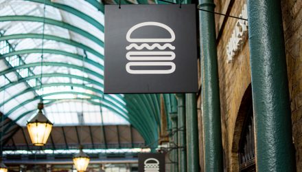 Popular Burger Chain Testing Cryptocurrency Waters