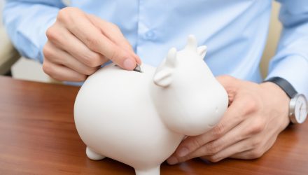 The Advantages of “Cash Cow” Strategies in Rising Rate Environments