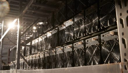 Bitcoin Miners Boost Consumption of Clean Energy