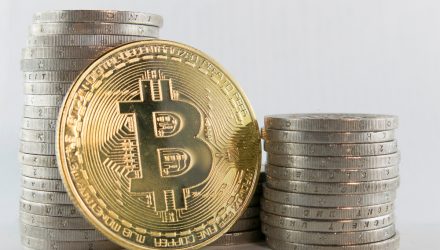 Cryptocurrencies: Bitcoin Falls Below $30K