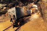 How to Gain Inverse Exposure to Gold Miners