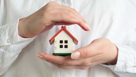 A Guide to Downsizing With Less Pain, More Gains