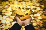 Gold Holds Steady Despite Erratic Economy