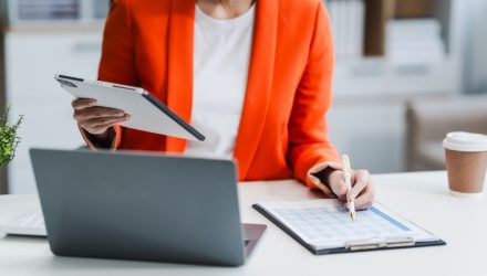 The 5 altcoins advisors should know