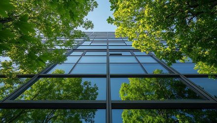 Investors Still Prioritizing ESG