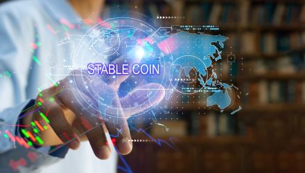 Stablecoins: Digital Dollars Reshape How Money Moves