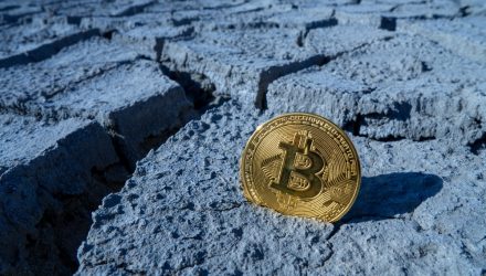 Cryptocurrencies: Bitcoin Hits 1-Month Low