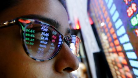 Digital Asset ETPs See 4th Week of Outflows Amid Regional Divergence