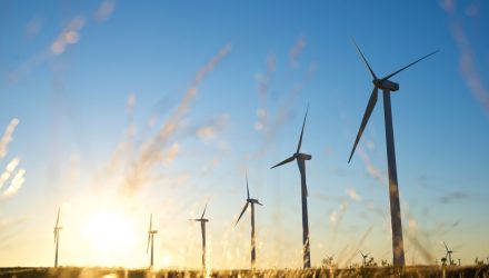 The Surprising Trend Helping Clean Energy ETF FRNW Stand Out in 2026