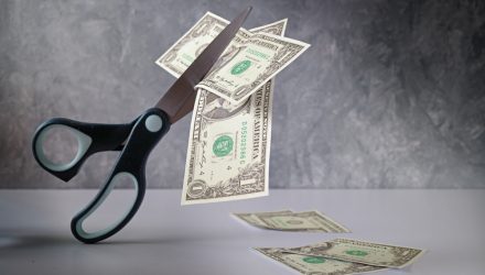 Schwab Ramps Up Competition With 4 New ETF Fee Cuts
