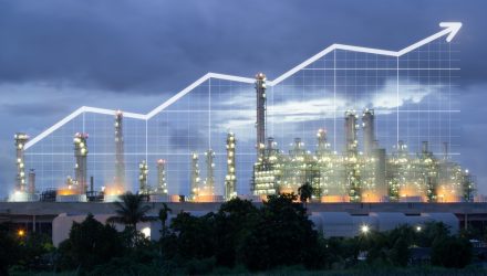 Capture Midcap Momentum With XMMO's Surprising Sector Tilts