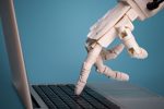 Will AI Replace Financial Advisors? What to Know