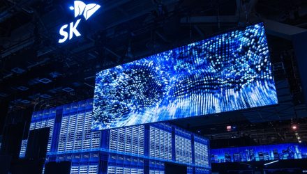 SK Hynix Makes its US Debut: Which ETFs Offer Exposure?
