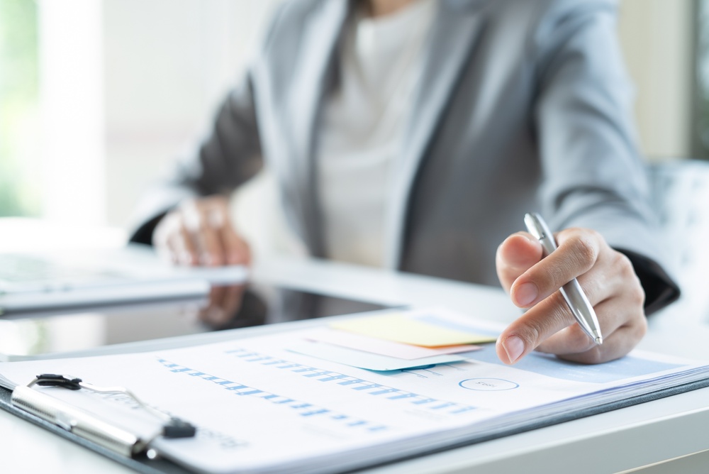 ICI Data Highlights Shift From Mutual Funds to ETFs